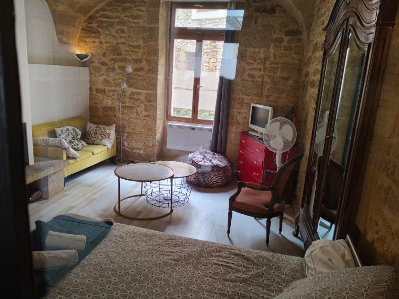 Studio Proche Pont Du Gard Remoulins Buitenkant foto